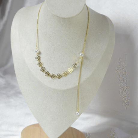 Floral Pearl Necklace