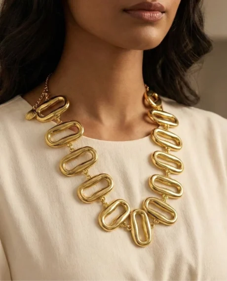 Rectangle Shell Chain Necklace