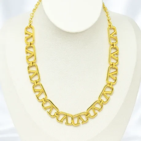 Chunky Viera Gold Chain Necklace